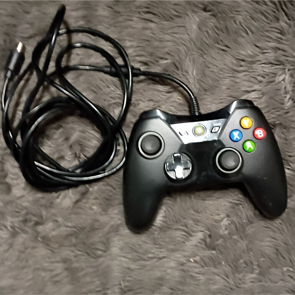 Power A 1414135-01 Wired Pro Ex Controller for Xbox 360 Black